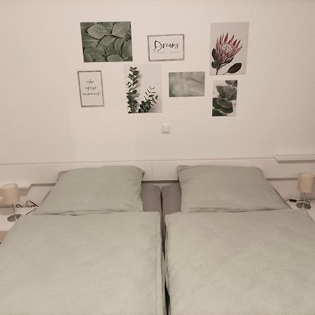 Grosse Ferienwohnung Am Waldrand Шьонау Екстериор снимка