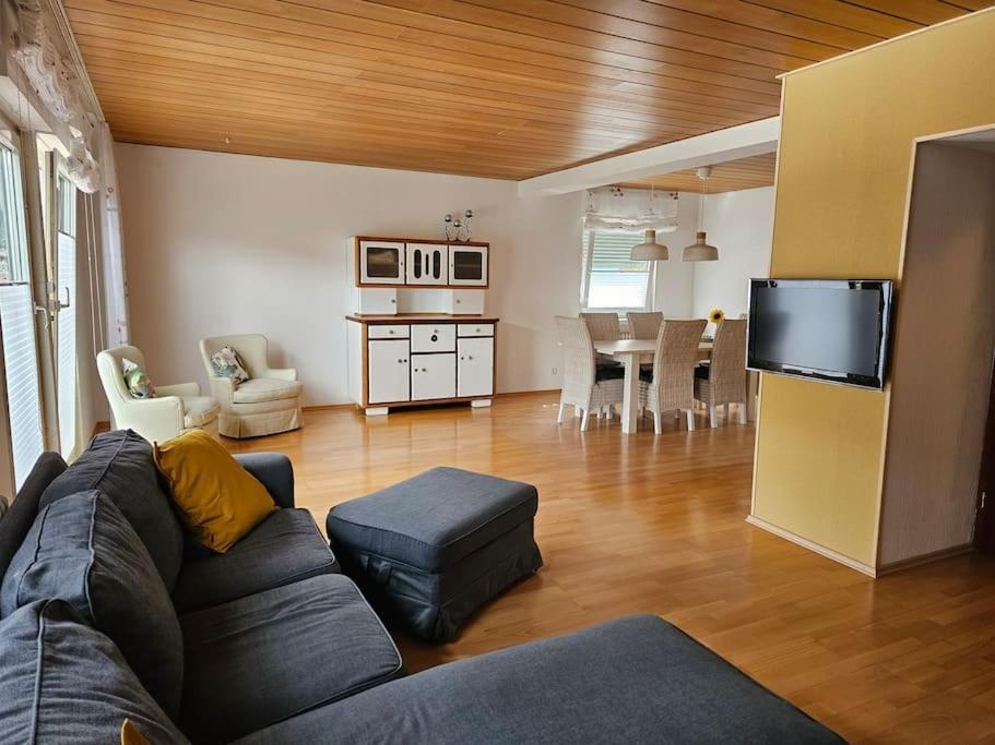 Grosse Ferienwohnung Am Waldrand Шьонау Екстериор снимка