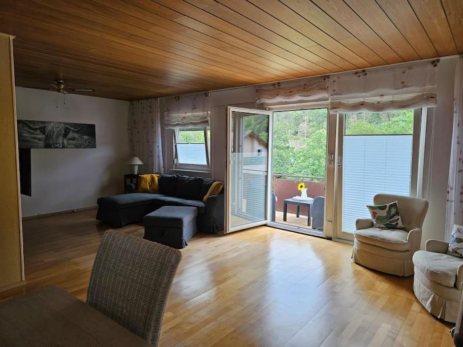 Grosse Ferienwohnung Am Waldrand Шьонау Екстериор снимка