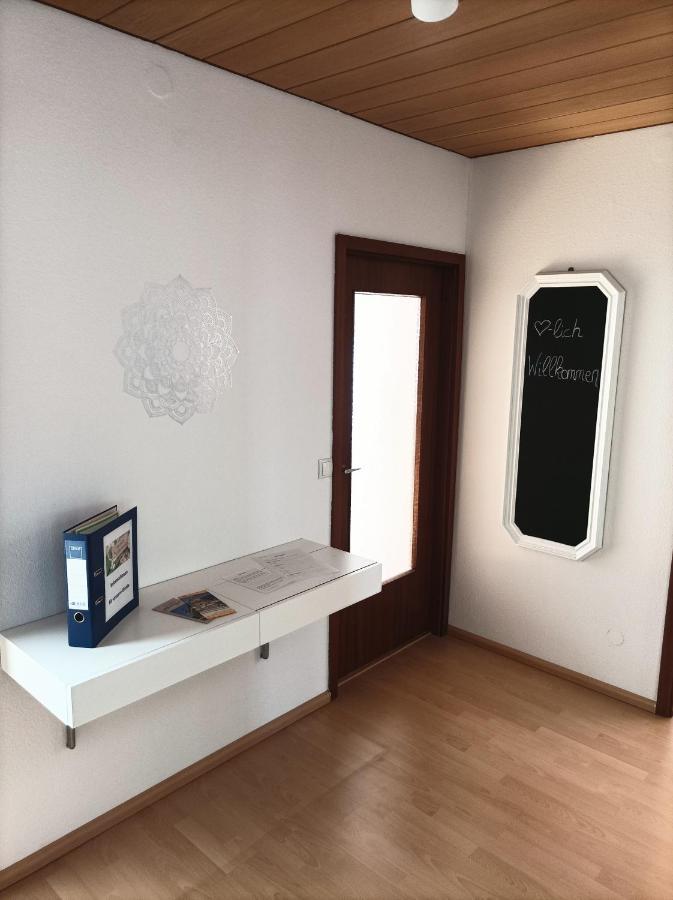 Grosse Ferienwohnung Am Waldrand Шьонау Екстериор снимка